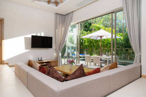 4 Bedrooms, Semi-Detached House